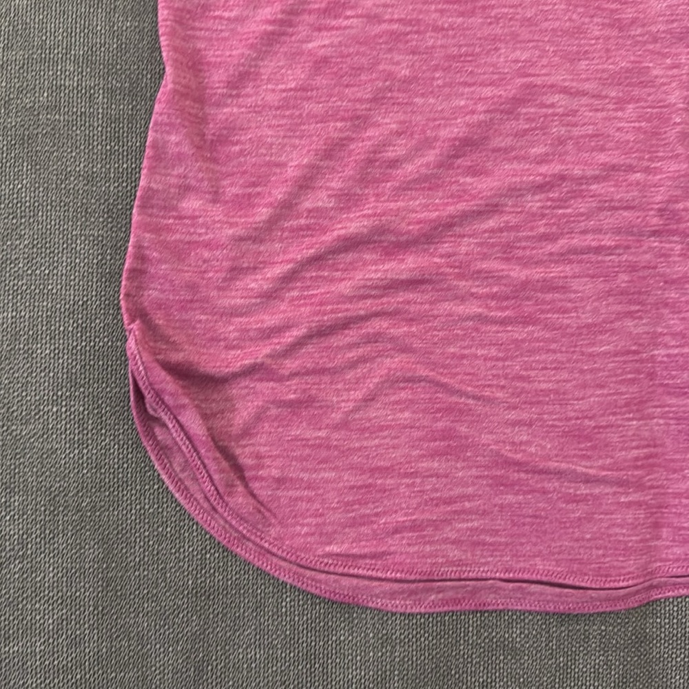 Lululemon Razorback Tank - Picture 3 of 5